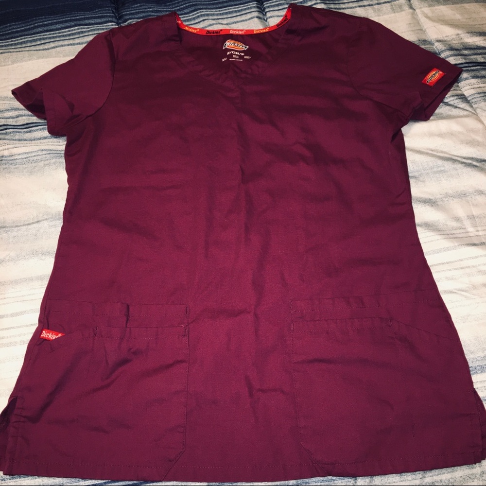 Dickies small scrub top